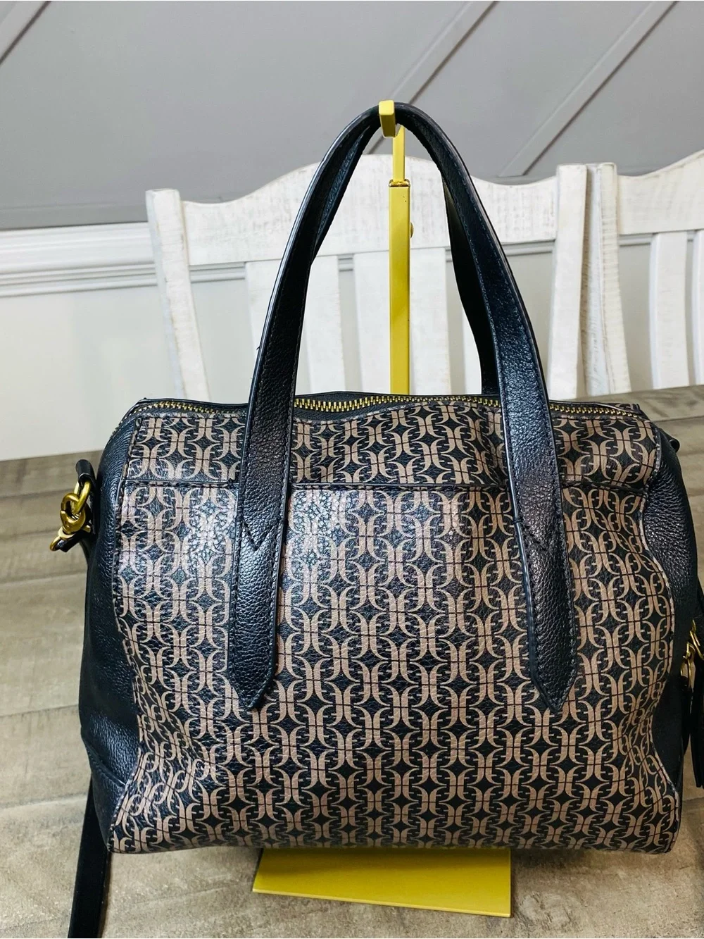 Fossil Satchel Handbag and MatchinFossil Satchel Handbag and Matching Wallet Set
